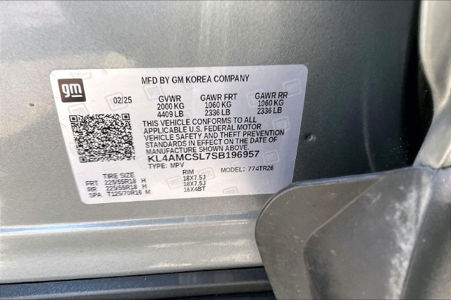 Used 2025 Buick Encore GX Preferred AWD/4WD image 33