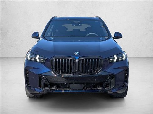 New 2026 BMW X5 xDrive40i w/ M Sport Package AWD/4WD image 6