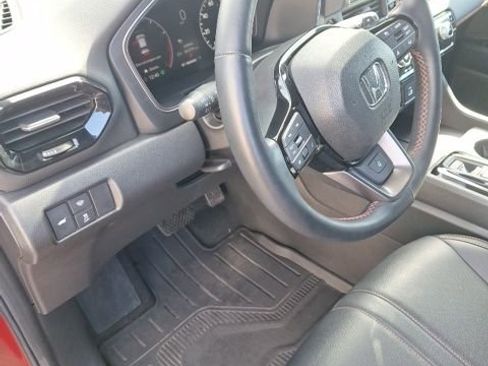 Used 2023 Honda Pilot TrailSport image 10