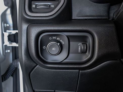 Used 2022 RAM 3500 Tradesman w/ Chrome Appearance Group image 25