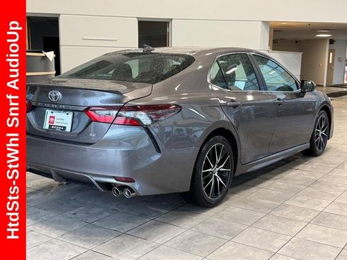 Used 2024 Toyota Camry SE w/ Cold Weather Package FWD image 3