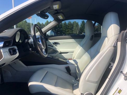 Used 2015 Porsche 911 Turbo w/ Sport Chrono Package AWD/4WD image 19