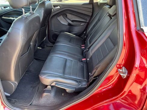 Used 2014 Ford Escape Titanium FWD image 3