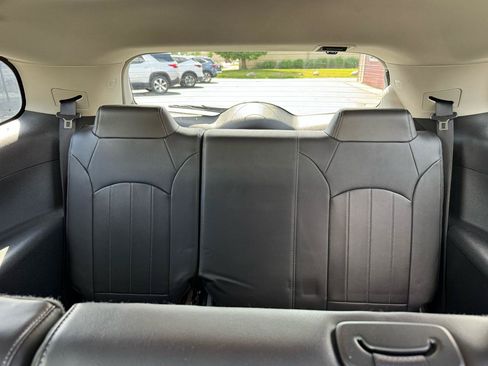 Used 2017 Buick Enclave Premium w/ Experience Buick Package AWD/4WD image 10