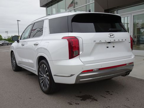 Used 2025 Hyundai Palisade Calligraphy AWD/4WD image 3