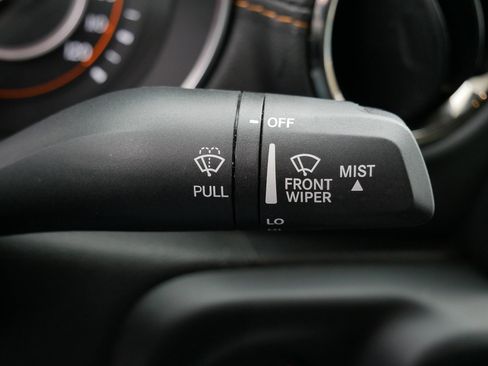 Used 2023 Jeep Gladiator Overland image 32