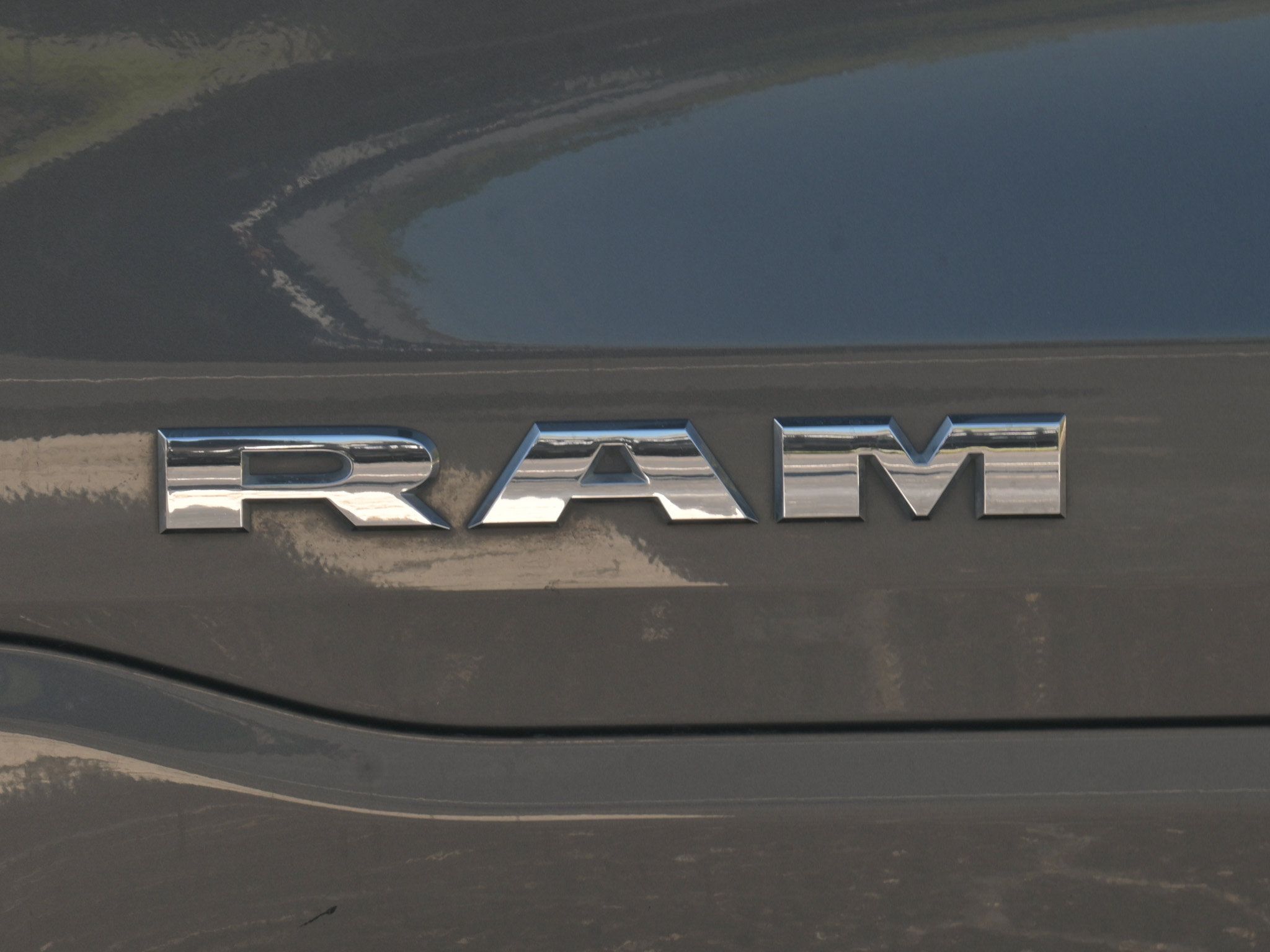 Used 2024 RAM 1500 Laramie RWD image 40