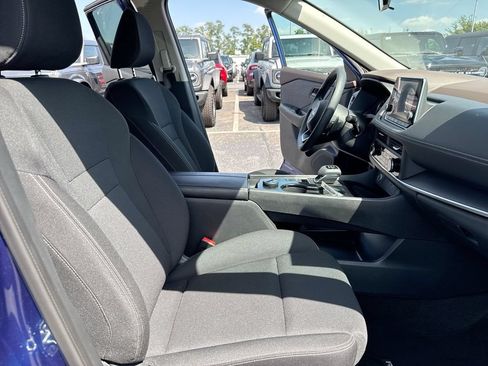 Used 2023 Nissan Rogue S AWD/4WD image 21
