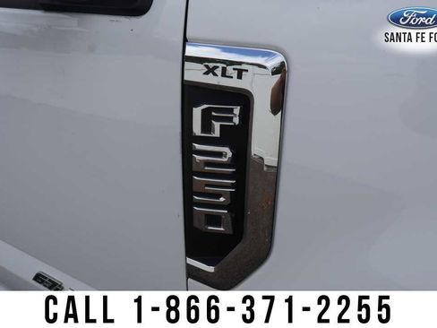 Used 2020 Ford F250 XLT w/ FX4 Off-Road Package AWD/4WD image 6