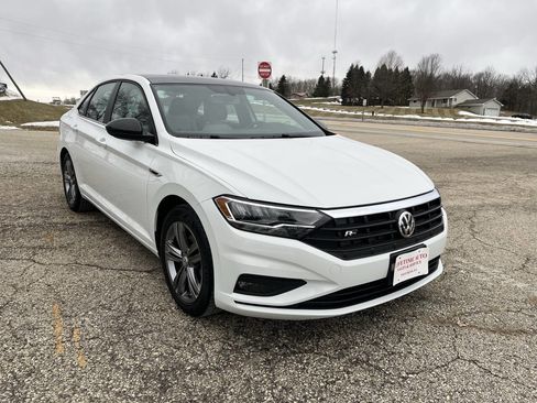 Used 2020 Volkswagen Jetta R-Line w/ R-Line Cold Weather Package image 7