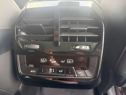 Used 2024 BMW iX xDrive50 w/ Sport Package AWD/4WD image 31