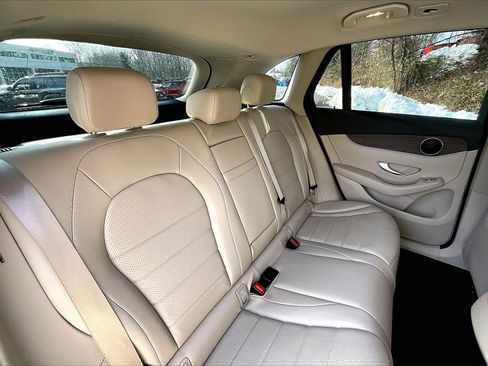 Certified 2022 Mercedes-Benz GLC 300 4MATIC image 28