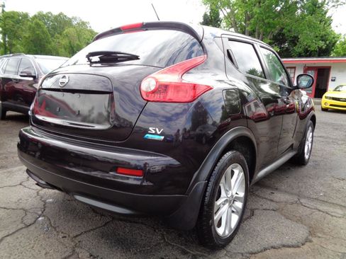 Used 2014 Nissan Juke SV w/ Navigation Package FWD image 5