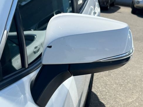 Used 2021 Toyota RAV4 XLE image 9