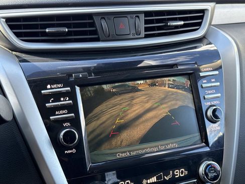 Used 2020 Nissan Murano S w/ Technology Package image 10