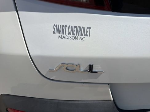 Used 2020 Kia Soul X-Line FWD image 15