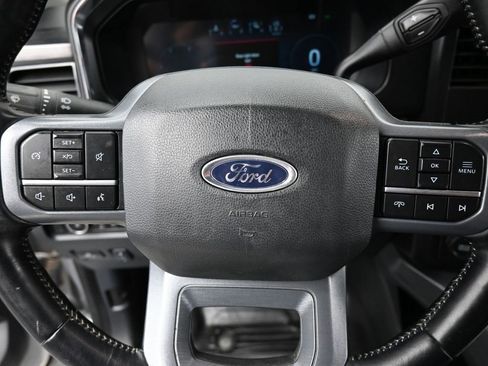 Used 2024 Ford F350 Lariat image 10