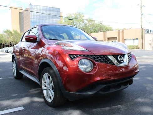 Used 2016 Nissan Juke S FWD image 13