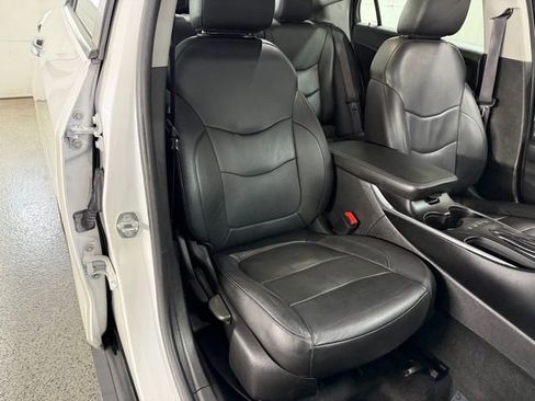 Used 2017 Chevrolet Volt Premier w/ Driver Confidence II Package FWD image 22