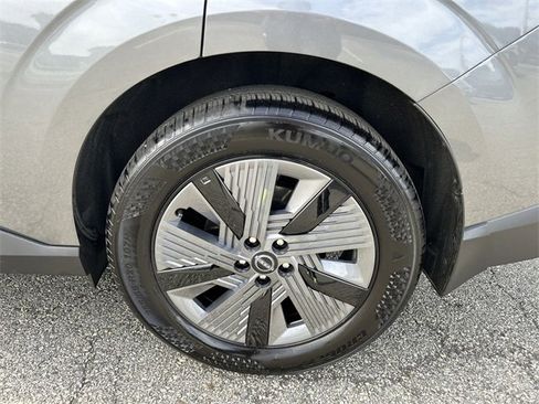 Certified 2025 Nissan Murano SL image 11