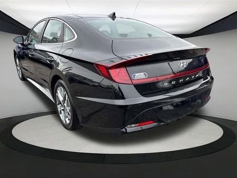 Certified 2023 Hyundai Sonata SEL w/ Convenience Package image 3