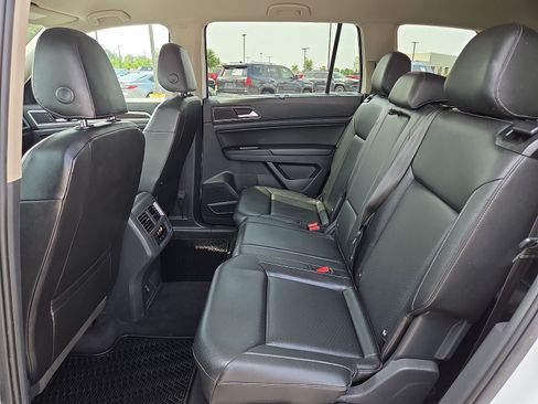 Used 2019 Volkswagen Atlas SE FWD image 11