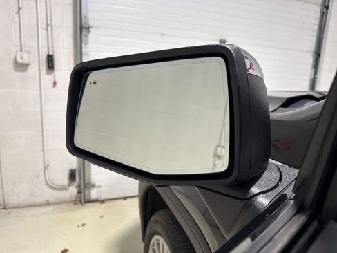 Used 2019 GMC Sierra 1500 Denali w/ Denali Ultimate Package image 17