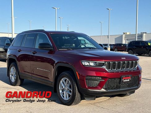 Used 2024 Jeep Grand Cherokee Laredo X w/ Luxury Tech Group I image 1
