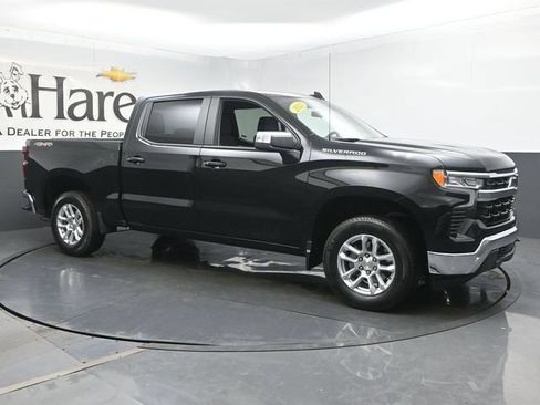 Used 2023 Chevrolet Silverado 1500 LT AWD/4WD image 6