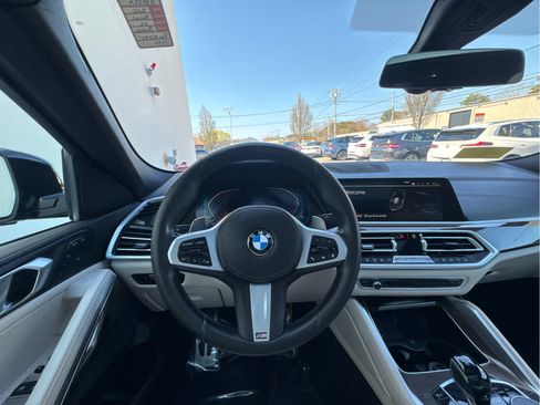 Used 2022 BMW X6 xDrive40i w/ M Sport Package AWD/4WD image 22