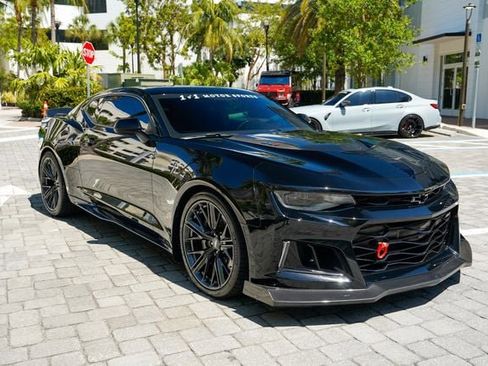 Used 2018 Chevrolet Camaro ZL1 RWD image 38