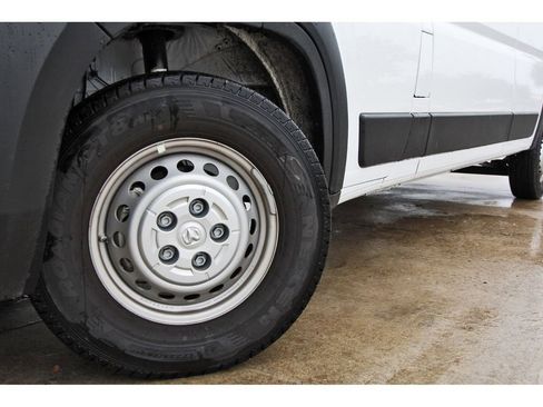 Used 2026 RAM ProMaster 2500 w/ Convenience Group FWD image 26