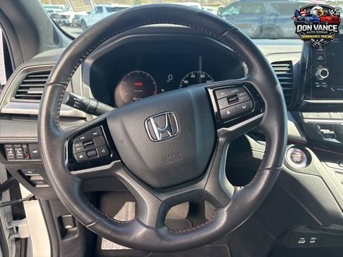 Used 2025 Honda Odyssey Sport-L image 22
