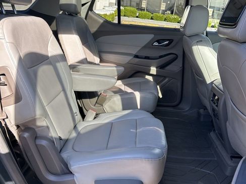 Used 2019 Chevrolet Traverse Premier w/ LPO, Floor Liner Package image 15