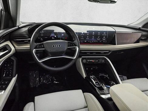 New 2025 Audi Q5 Prestige image 19