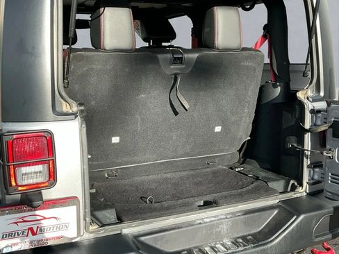 Used 2018 Jeep Wrangler Rubicon image 12