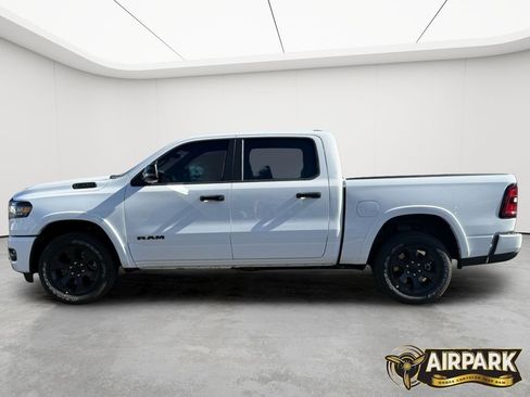 New 2026 RAM 1500 4x4 Crew Cab image 8
