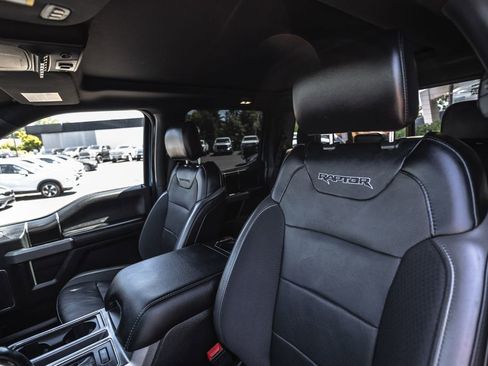 Used 2020 Ford F150 Raptor w/ Equipment Group 802A Luxury AWD/4WD image 23
