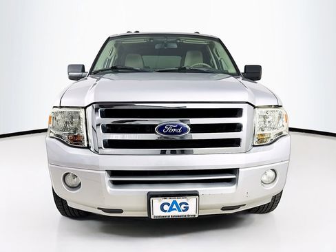 Used 2013 Ford Expedition XLT w/ HD Trailer Tow Pkg RWD image 2