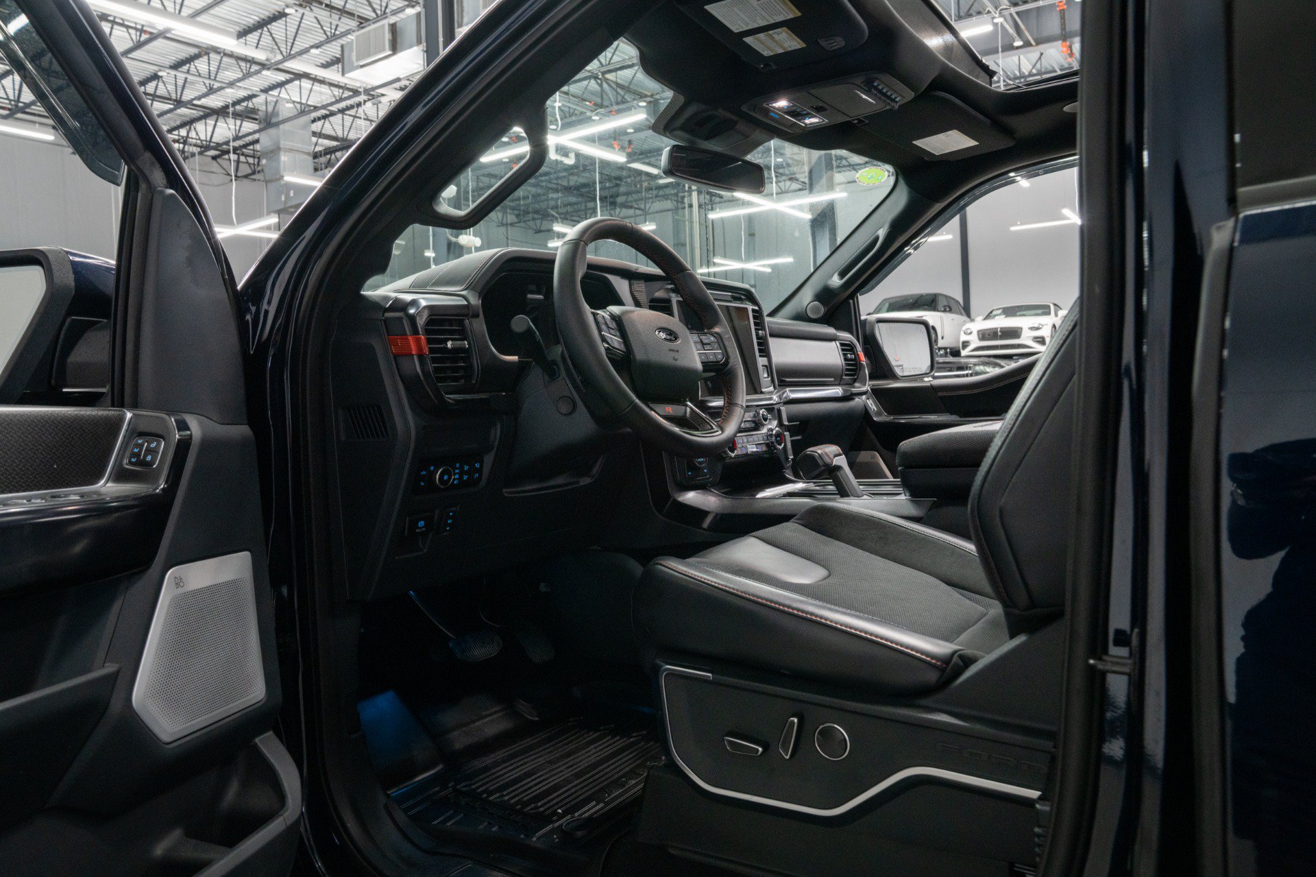 Used 2025 Ford F150 Raptor w/ Equipment Group 803A Raptor R AWD/4WD image 44