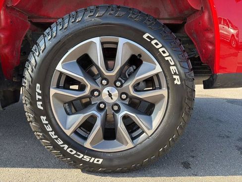 Used 2020 Chevrolet Silverado 1500 RST w/ Texas Edition AWD/4WD image 13