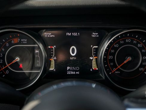 Used 2021 Jeep Wrangler Unlimited Sahara image 11