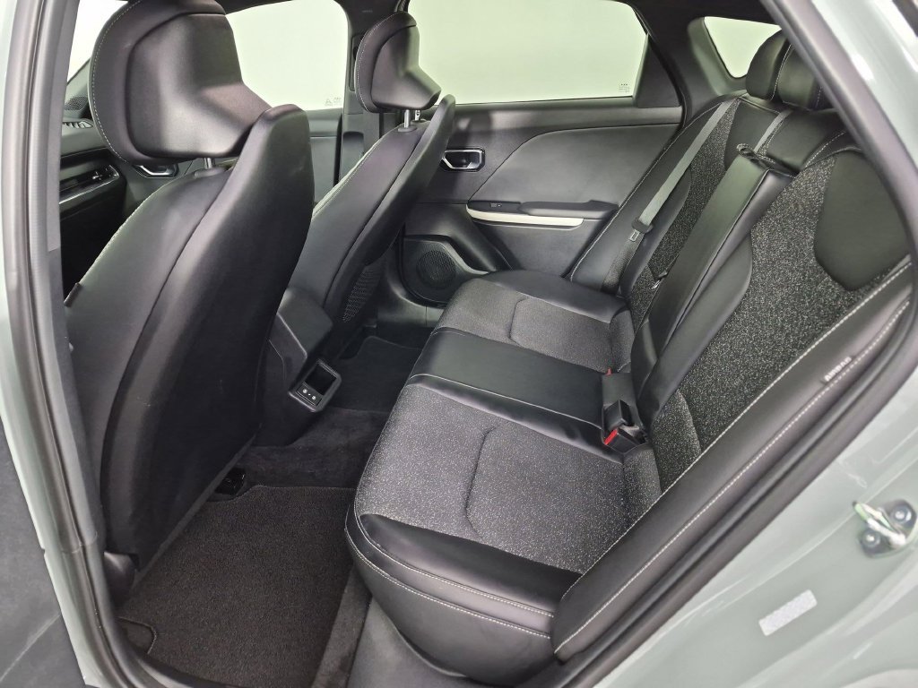 Used 2025 Kia K4 GT-Line FWD image 30