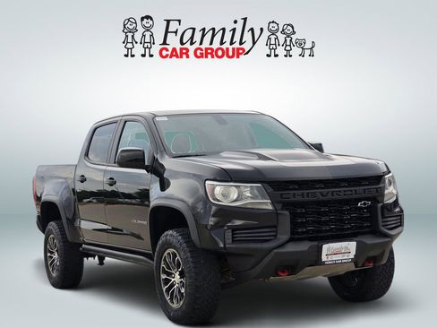 Used 2022 Chevrolet Colorado ZR2 AWD/4WD image 2