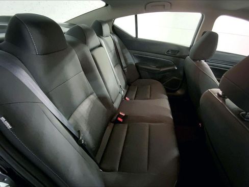 Used 2025 Nissan Altima 2.5 SV FWD image 23