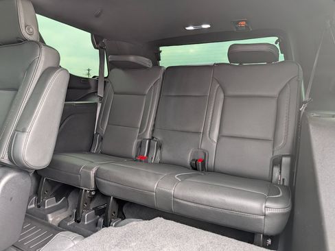 Used 2022 GMC Yukon Denali AWD/4WD image 14