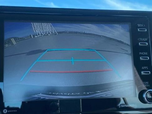 Used 2021 Toyota Corolla LE w/ Carpet Mat Package (TMS) image 11