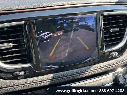 Used 2020 Chrysler Pacifica Limited FWD image 24