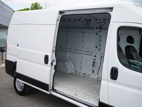 Used 2023 RAM ProMaster 2500 FWD image 20