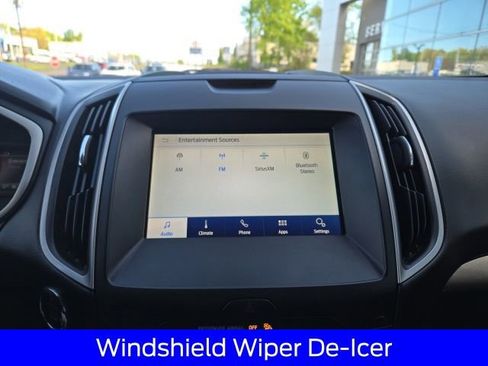 Used 2020 Ford Edge SEL w/ Cold Weather Package AWD/4WD image 29